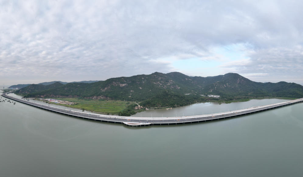 横琴环岛海上段桥面排水工程